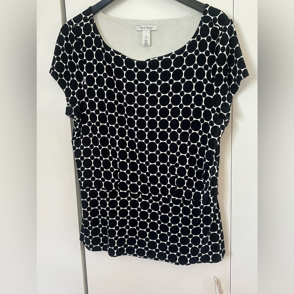 White House Black Market Peplum top. Lined.